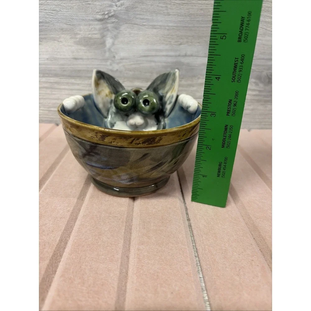 Whimsical Art Pottery Cat Bowl By Lilah 2019 (C4)